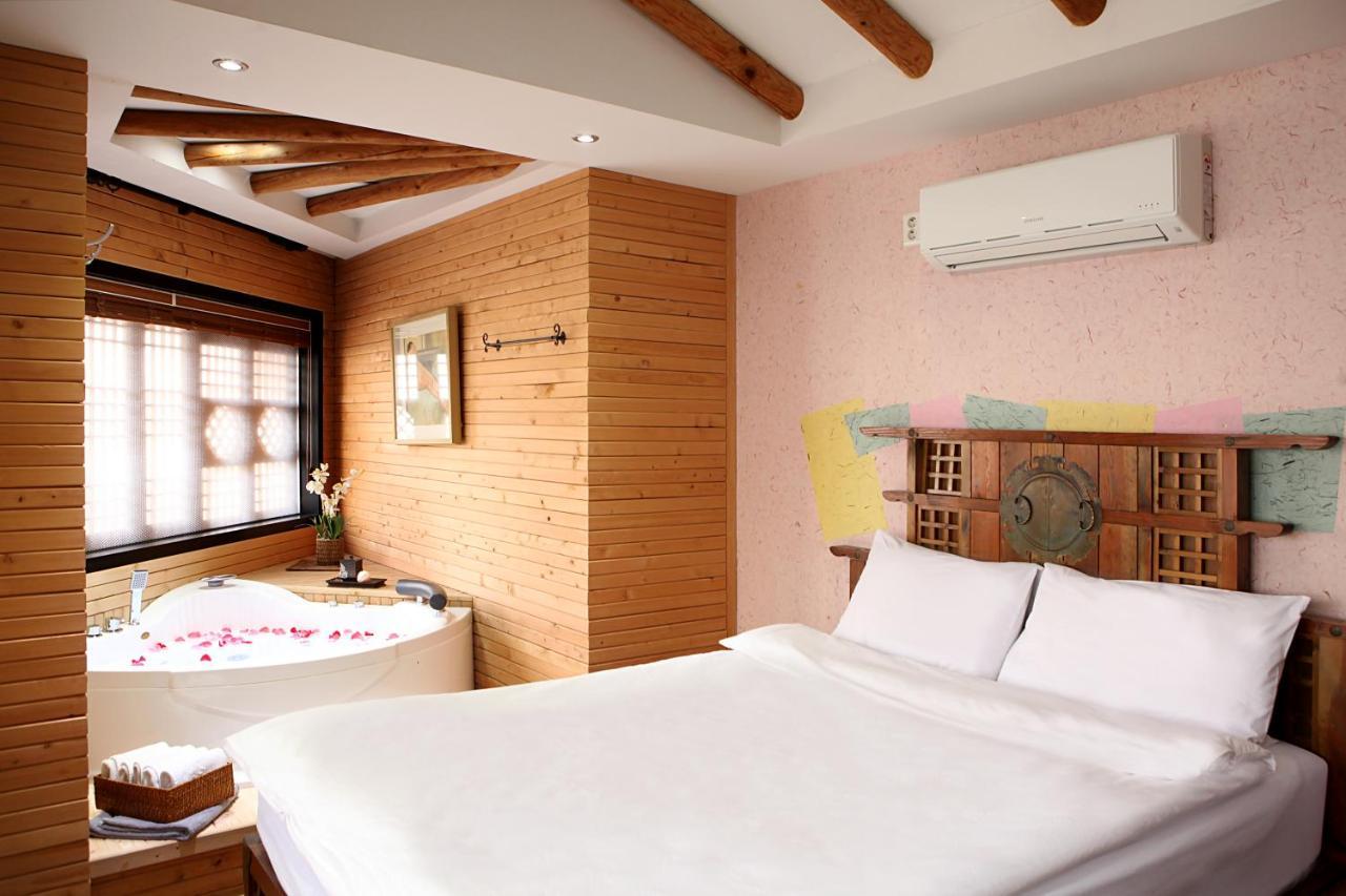 Jeonju Hanok Taejogung Hotel Pokoj fotografie