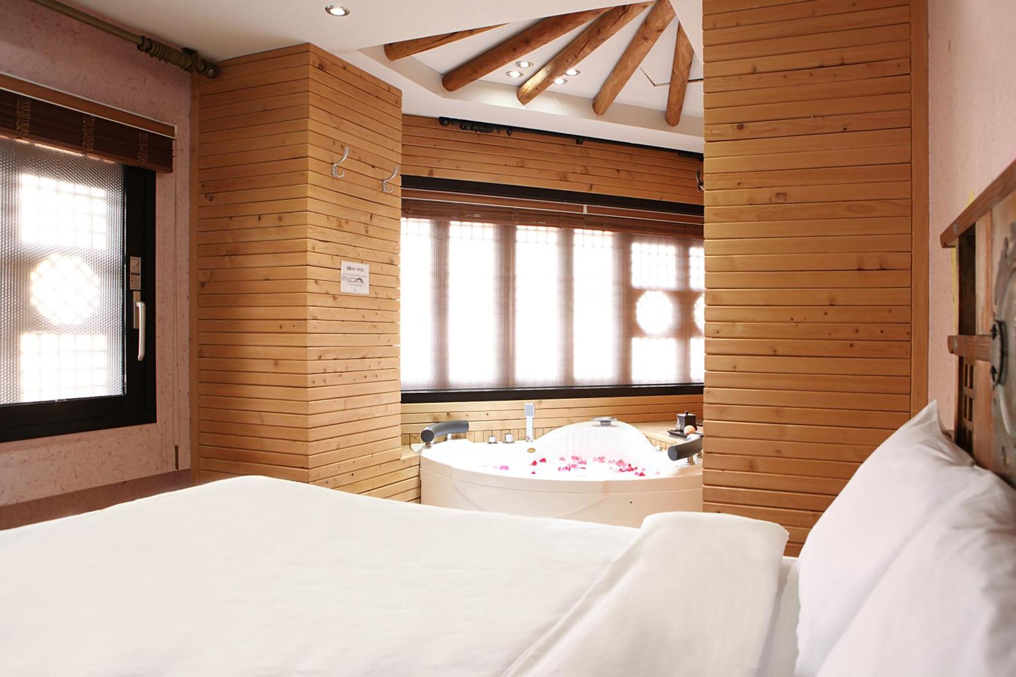 Jeonju Hanok Taejogung Hotel Pokoj fotografie